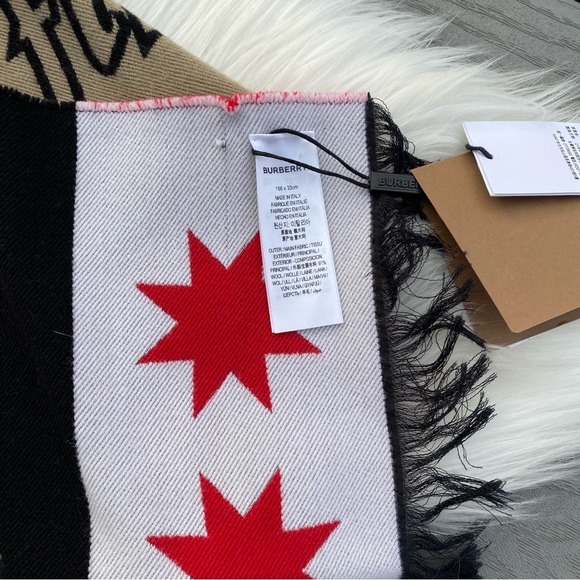 Burberry Logo Scarf - Picture 3 of 3